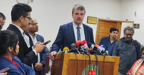 জাতীয় সংসদ নির্বাচন ও গণভোট পর্যবেক্ষণে বাংলাদেশে আসছেন ২০০ ইইউ পর্যবেক্ষক