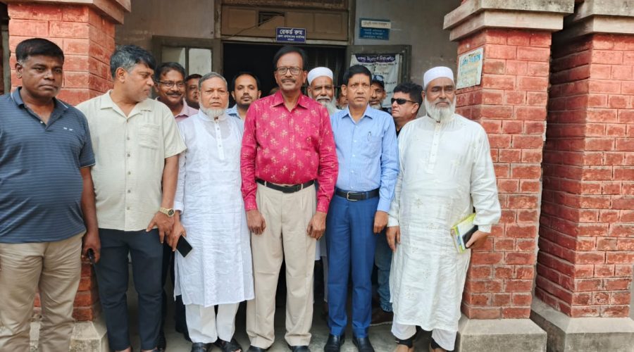 টিআর প্রকল্পের শতভাগ স্বচ্ছ বাস্তবায়নে প্রশংসিত হচ্ছে পাবনা জেলা প্রশাসক টিআর প্রকল্পের শতভাগ স্বচ্ছ বাস্তবায়নে প্রশংসিত হচ্ছে পাবনা জেলা প্রশাসক