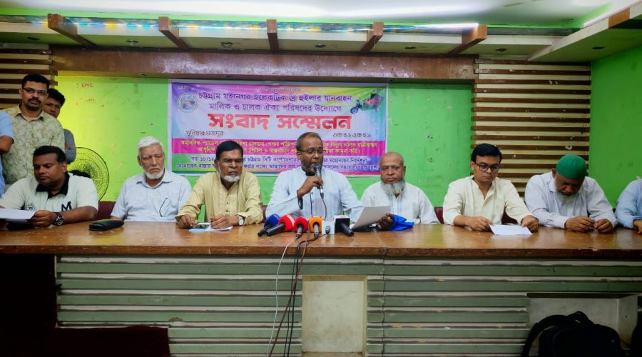 লাগামহীন ব্যাটারী রিকশা নিয়ন্ত্রণ করতে চাই এবং পরিচ্ছন্ন নগরী গড়তে সহযোগী হতে চাই : শেখ জাবেদ লাগামহীন ব্যাটারী রিকশা নিয়ন্ত্রণ করতে চাই এবং পরিচ্ছন্ন নগরী গড়তে সহযোগী হতে চাই : শেখ জাবেদ