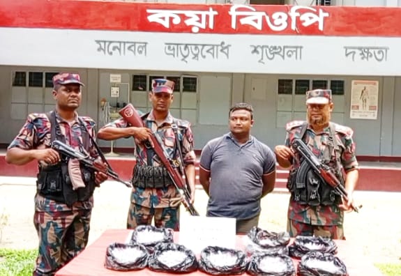 জয়পুরহাটের পাঁচবিবি সীমান্তে দুই হাজার পিস নেশার ইঞ্জেকশন উদ্ধার ১ জন আটক জয়পুরহাটের পাঁচবিবি সীমান্তে দুই হাজার পিস নেশার ইঞ্জেকশন উদ্ধার ১ জন আটক