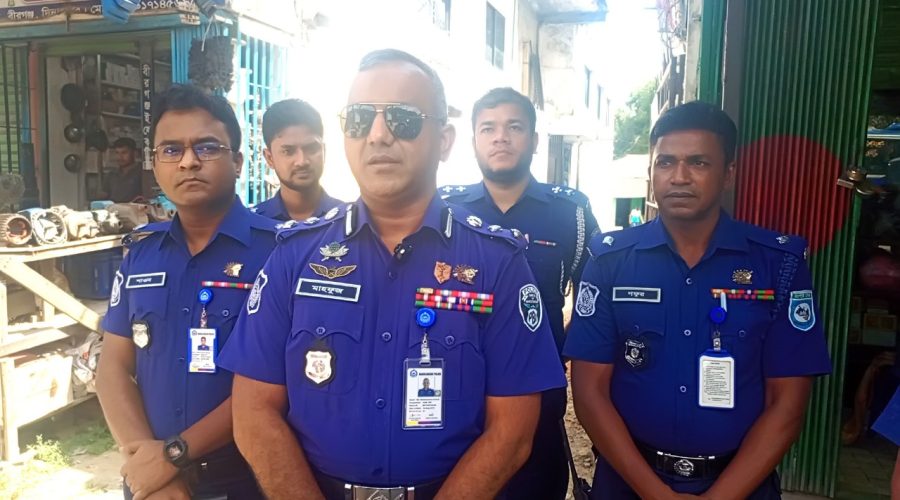 দিনাজপুরের বীরগঞ্জে ভুল চিকিৎসায় প্রসূতির মৃত্যু: তদন্ত শেষে ডিআইজির ব্রিফিং