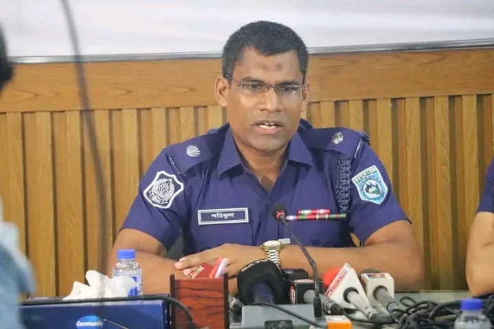 গাইবান্ধায় ক্লুলেস হত্যা মামলার রহস্য উদঘাটন, অটোবাইক ও ব্যাটারি উদ্ধার গাইবান্ধায় ক্লুলেস হত্যা মামলার রহস্য উদঘাটন, অটোবাইক ও ব্যাটারি উদ্ধার