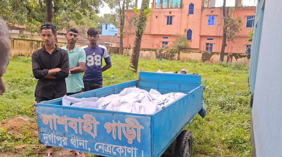 দুর্গাপুরে স্বামী-স্ত্রী‘র ঝুলন্ত মরদেহ উদ্ধার দুর্গাপুরে স্বামী-স্ত্রী‘র ঝুলন্ত মরদেহ উদ্ধার