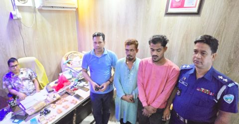 নোয়াখালীতে ৬হাজার পিস ইয়াবাসহ ২ মাদক কারবারি আটক