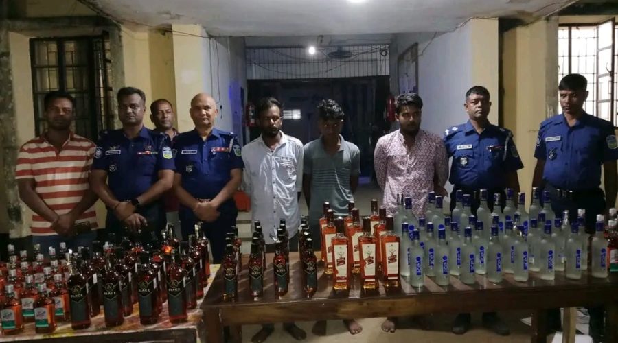 ধোবাউড়া থানা কর্তৃক ১৪৫ বোতল অবৈধ ভারতীয় মদ সহগ্রেফতার ০৩ ও পিক আপ জব্দ ধোবাউড়া থানা কর্তৃক ১৪৫ বোতল অবৈধ ভারতীয় মদ সহগ্রেফতার ০৩ ও পিক আপ জব্দ