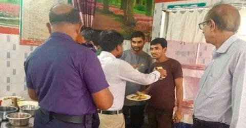গাইবান্ধায় তিনটি হোটেলে ভোক্তা অধিকারের অভিযান, ১৩ হাজার টাকা জরিমানা