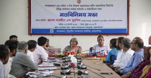 সেবা মানুষের দোরগোড়ায় পৌঁছে দিতে হবে” — উপদেষ্টা শারমীন এস মুরশিদ