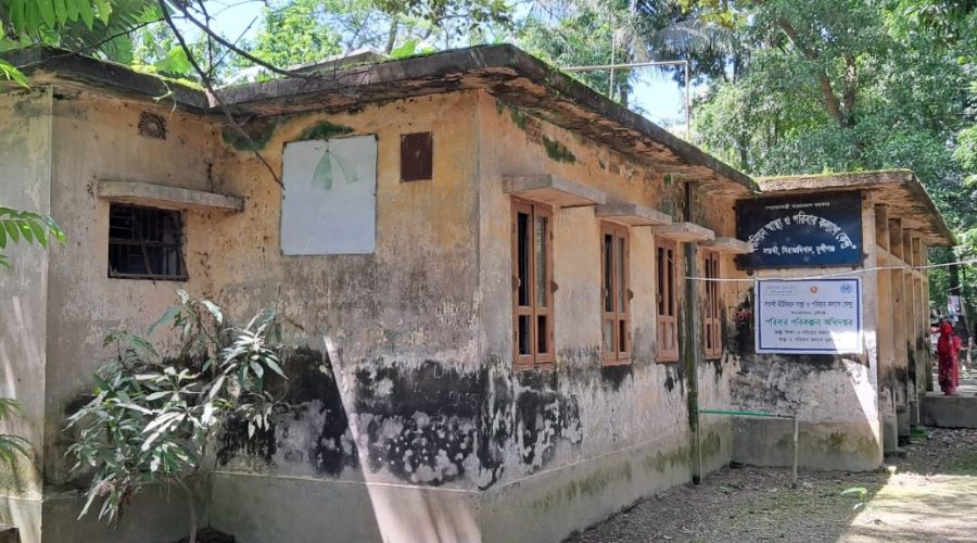 এগার মাস ধরে ওষুধ সরবরাহ নেই জনবল-ঔষধ সংকটে সিরাজদিখানে স্বাস্থ্যসেবা ব্যাহত এগার মাস ধরে ওষুধ সরবরাহ নেই জনবল-ঔষধ সংকটে সিরাজদিখানে স্বাস্থ্যসেবা ব্যাহত