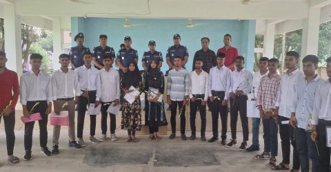 জয়পুরহাটে ঘুষ-তদবির ছাড়া ১৩ জন পেল পুলিশ কনস্টেবলে চাকুরি