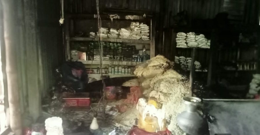 কালিয়াকৈরে মুদি দোকানে আগুন থানায় অভিযোগ 