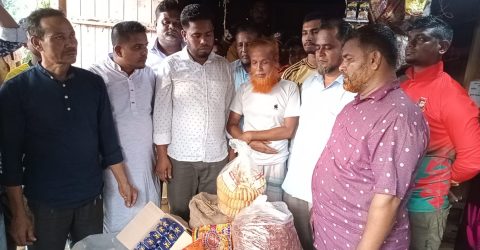 অসহায় শহিদুল ইসলামের পাশে ওয়াদুদ ভুইঁয়া ফাউন্ডেশন: মুদি দোকানের মালামাল উপহার অসহায় শহিদুল ইসলামের পাশে ওয়াদুদ ভুইঁয়া ফাউন্ডেশন: মুদি দোকানের মালামাল উপহার