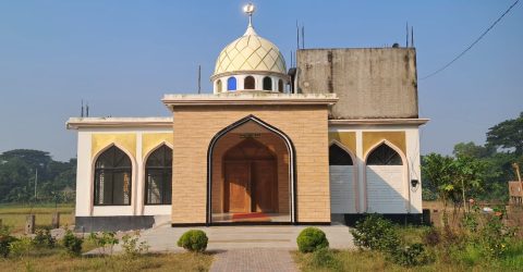 সিরাজদিখান বড়পাউলদিয়ায় মসজিদের তালা ভেঙে আইপিএস-দানবক্সের টাকা চুরি