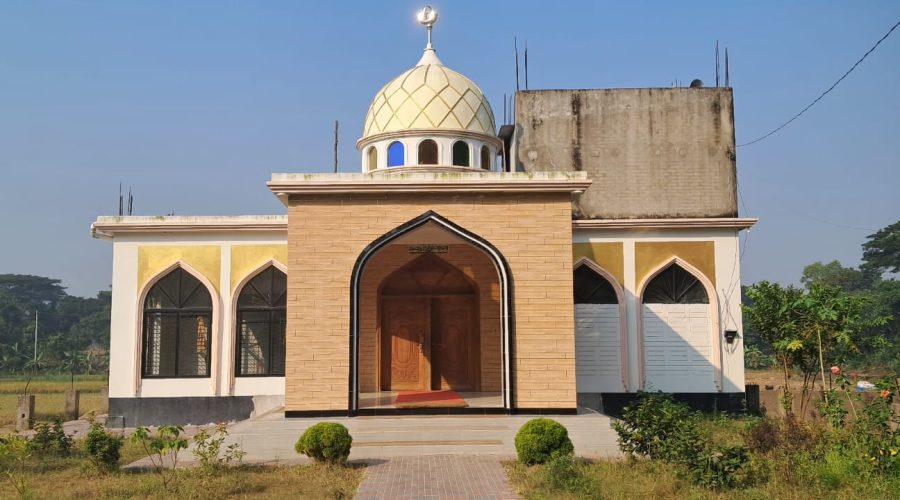 সিরাজদিখান বড়পাউলদিয়ায় মসজিদের তালা ভেঙে আইপিএস-দানবক্সের টাকা চুরি