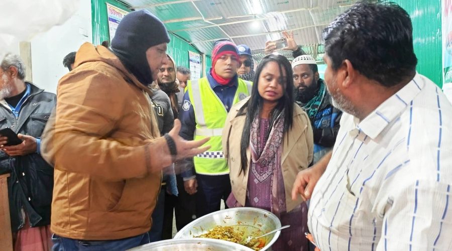 বীরগঞ্জে ভ্রাম্যমাণ আদালতের অভিযানে ৩ হোটেল মালিক ও ১ পান দোকানকে মোট ২১০০ টাকা সতর্কতামূলক জরিমানা করা হয়েছে