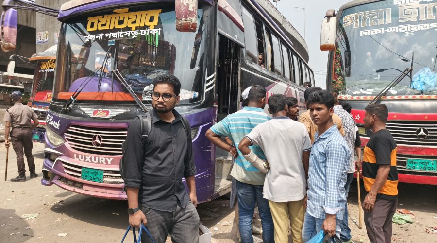 ঈদযাত্রা শুরু: সায়েদাবাদ–যাত্রাবাড়ীতে স্বস্তি, ভাড়া নিয়ে ক্ষোভ