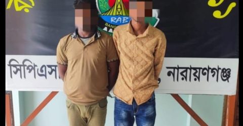 সোনারগাঁয়ে ১০২৩ বোতল ফেনসিডিল ও ২৬ কেজি গাঁজাসহ আটক ২, রূপগঞ্জে ম্যাগাজিন-গুলি উদ্ধার