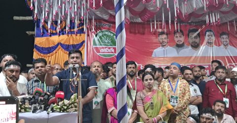 সিরাজদিখানে শিক্ষামন্ত্রীকে নিয়ে হাসনাত আব্দুল্লাহর সমালোচনা
