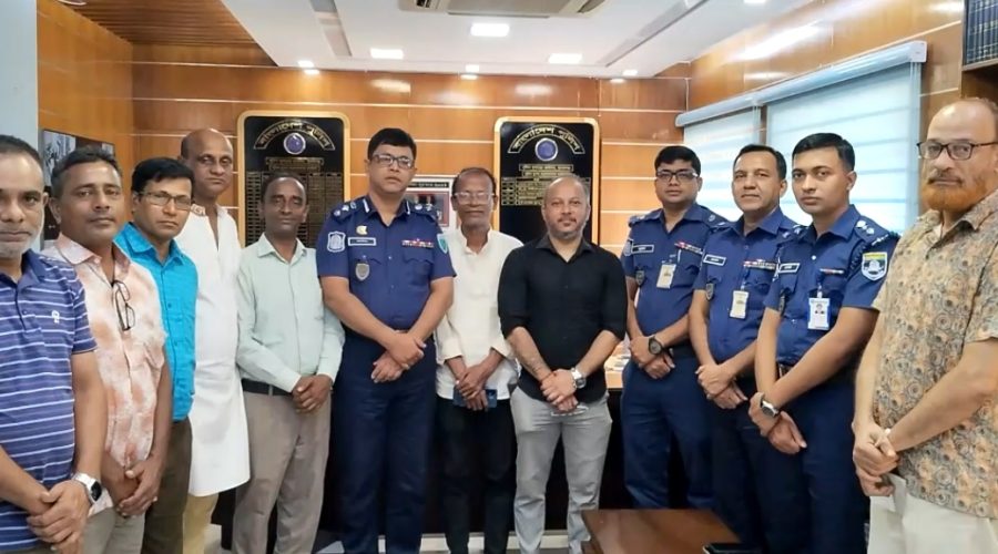 সুনামগঞ্জে পুলিশ সুপারের সঙ্গে হিন্দু বৌদ্ধ খ্রিস্টান কল্যাণ ফ্রন্টের মতবিনিময়