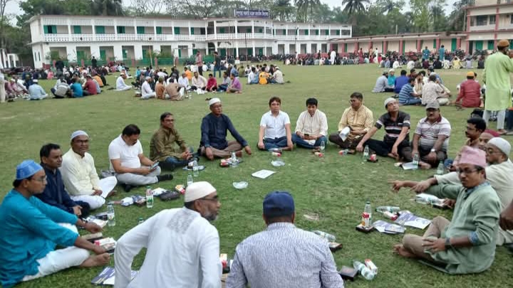কলাপাড়ায় ৩৪টি এসএসসি ব্যাচের 'হাইস্কুলিয়ান ইফতার ২০২৫' অনুষ্ঠিত