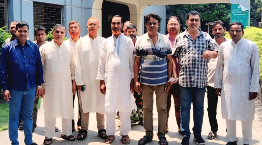 রাজনৈতিক হয়রানি মামলায় আদালতের দ্বারে দ্বারে ঘুরছে বিএনপি’র নেতাকর্মীরা রাজনৈতিক হয়রানি মামলায় আদালতের দ্বারে দ্বারে ঘুরছে বিএনপি’র নেতাকর্মীরা