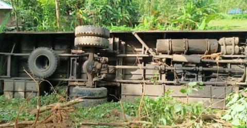 দিনাজপুরের বীরগঞ্জে ভয়াবহ সড়ক দুর্ঘটনায় প্রাণ গেল ১ জনের, আহত অন্তত ১০