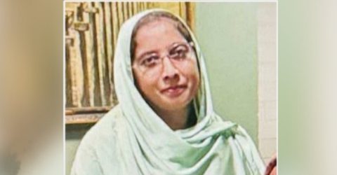নিজের জীবন উৎসর্গ করে বাবা-মায়ের কবরের পাশে চির নিদ্রায় শায়িত হলেন মাহেরিন চৌধুরী