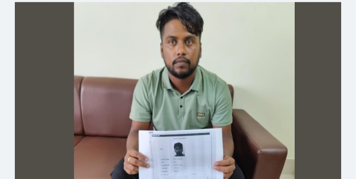 নারায়ণগঞ্জে পাসপোর্ট করতে গিয়ে ধরা পড়ল রোহিঙ্গা যুবক নারায়ণগঞ্জে পাসপোর্ট করতে গিয়ে ধরা পড়ল রোহিঙ্গা যুবক