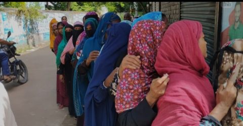 তদারকি কর্মকর্তা ফারহানা পারভীনের আর্থিক লেনদেনে ওএমএস কার্যক্রম প্রশ্নবিদ্ধ