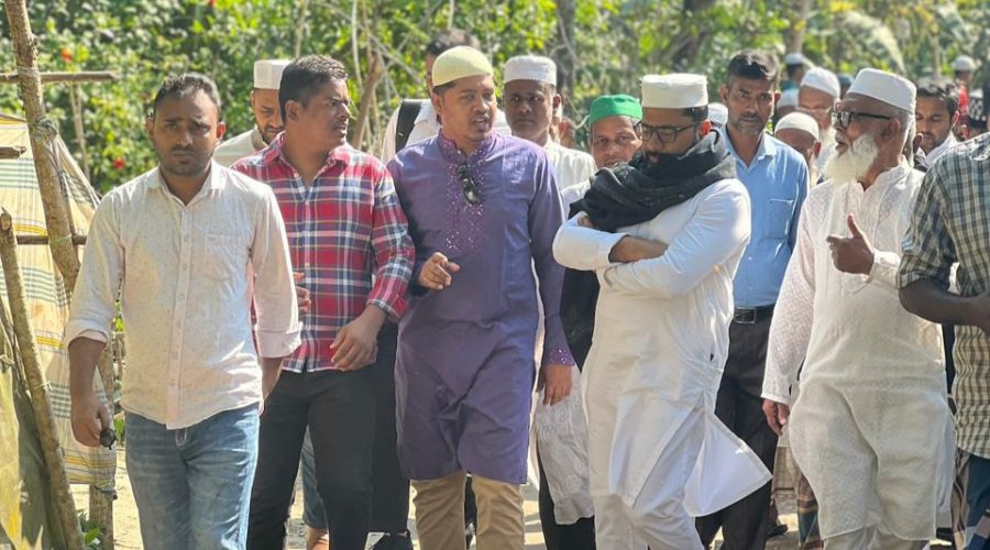 পিরোজপুর-২: কর্মীদের প্রাণের স্পন্দন আহাম্মেদ সোহেল মঞ্জুর সুমনের মতবিনিময় ও কেন্দ্র পরিদর্শনে ব্যস্ত দিন, শেষে জানাজায় অংশগ্রহণ