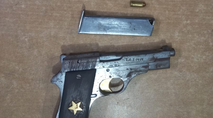 আলমবাগে র‌্যাব-১০ এর অভিযানে বিদেশী অস্ত্র ও হেরোইন উদ্ধার