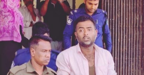 পটিয়া ভূমি অফিসে দালাল আটক, জেল হাজতে প্রেরণ