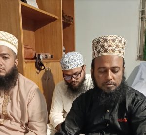 পবিত্র আশুরা উপলক্ষে দারুল ইশক হোসাইনীয়া খানকা শরীফে আলোচনা, মিলাদ ও দোয়া মাহফিল অনুষ্ঠিত