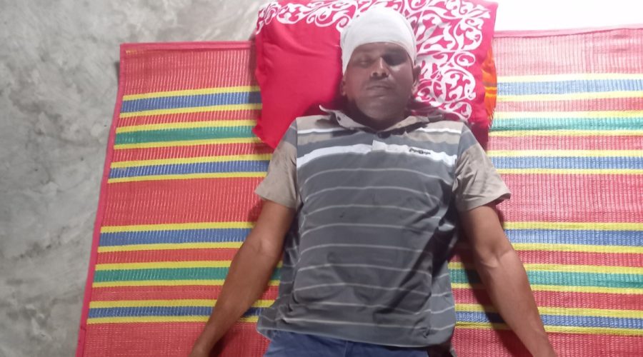 সিরাজদিখানে জমি-সংক্রান্ত বিরোধের জেরে অটোস্ট্যান্ডে হামলার অভিযোগ, রডের আঘাতে আহত ব্যক্তি ঢাকা মেডিকেলে ভর্তি
