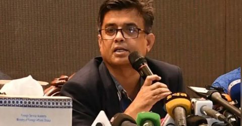 দেশের বাইরে আওয়ামী লীগের কার্যক্রমে নজর রাখছে সরকার : প্রধান উপদেষ্টার প্রেসসচিব