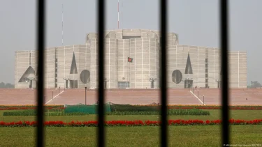 জাতীয় নির্বাচন ঘিরে নতুন সমীকরণে উত্তপ্ত রাজনীতি